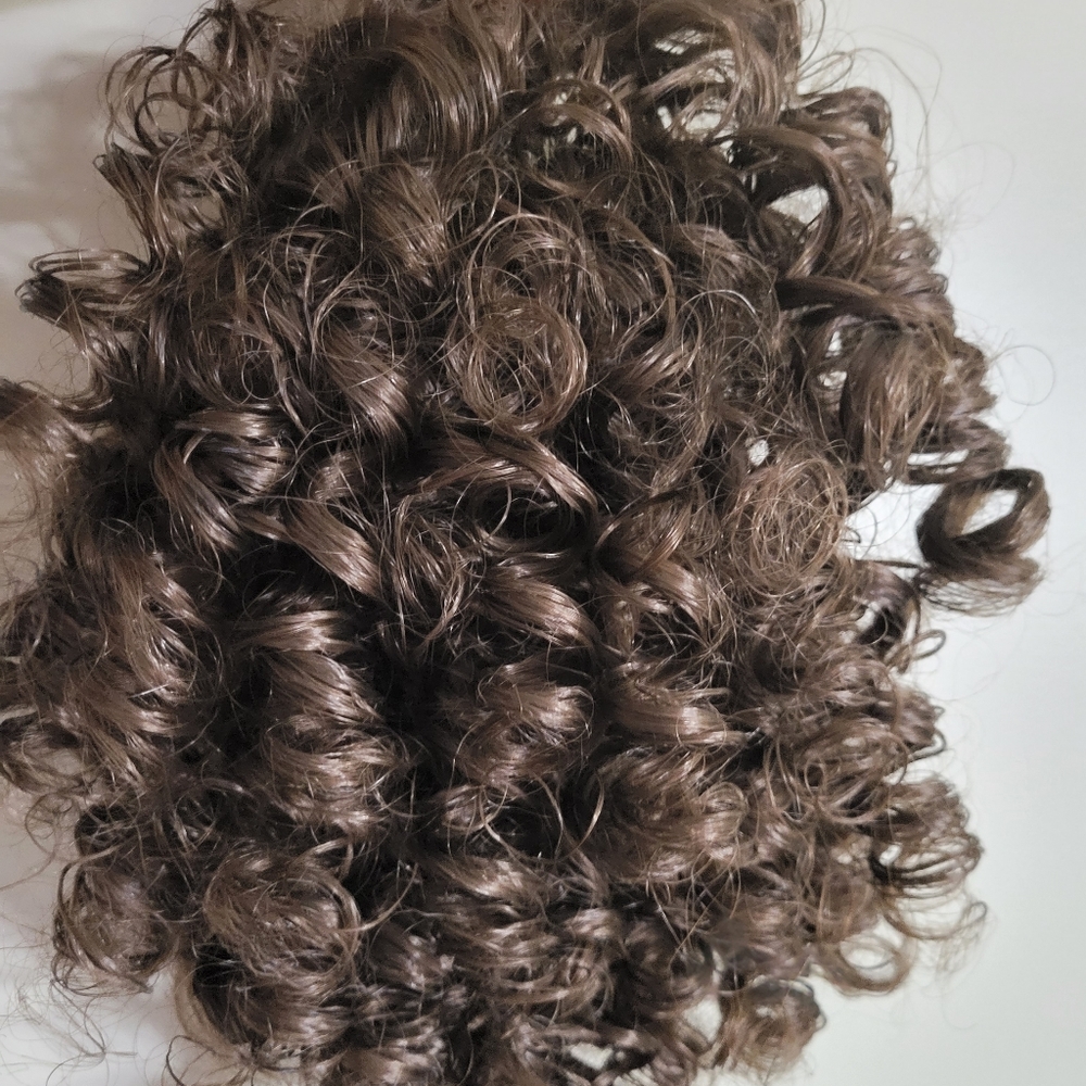 TROIKA hair extensions